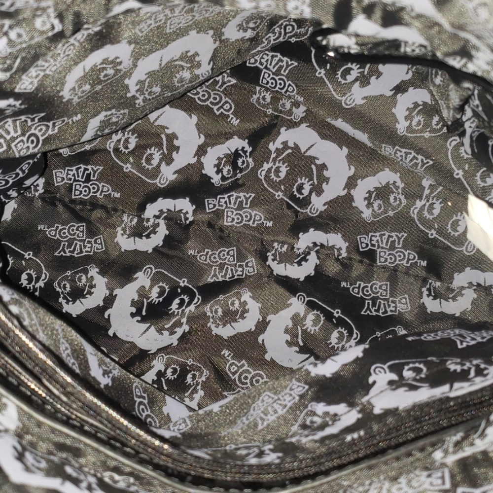 Black shiny BETTY BOOP bag - Picture 5 of 8